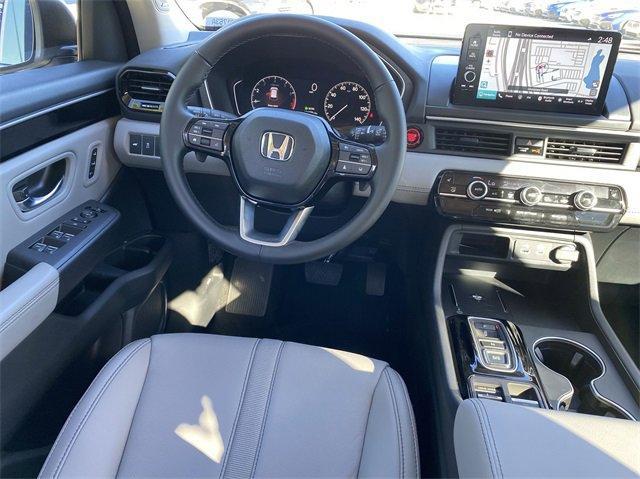 used 2025 Honda Pilot car, priced at $47,500