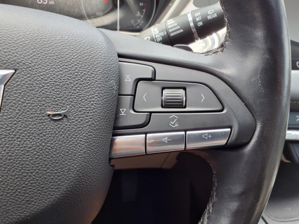used 2023 Cadillac XT4 car, priced at $27,296