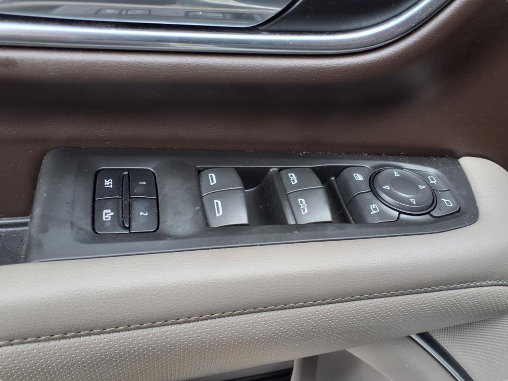 used 2021 GMC Yukon car, priced at $30,996