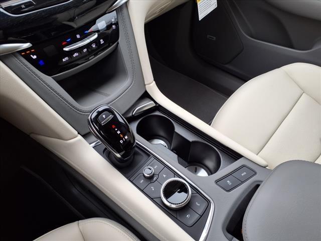 new 2025 Cadillac XT6 car, priced at $60,315