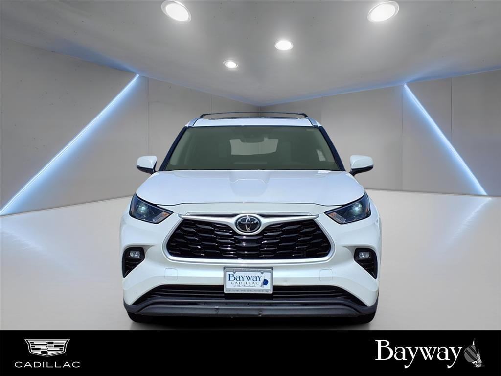 used 2023 Toyota Highlander car, priced at $35,496