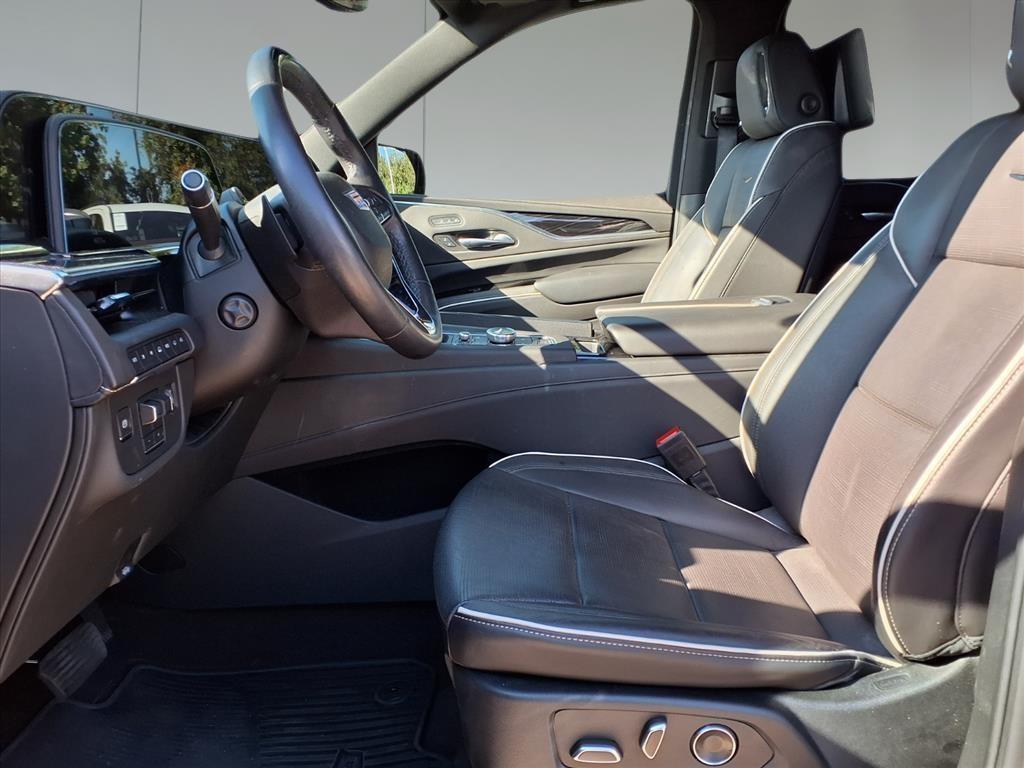 used 2024 Cadillac Escalade ESV car, priced at $83,795