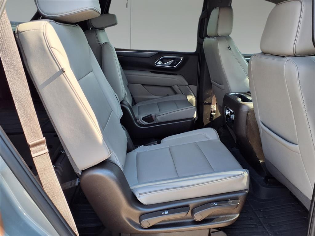 used 2023 GMC Yukon car, priced at $53,893
