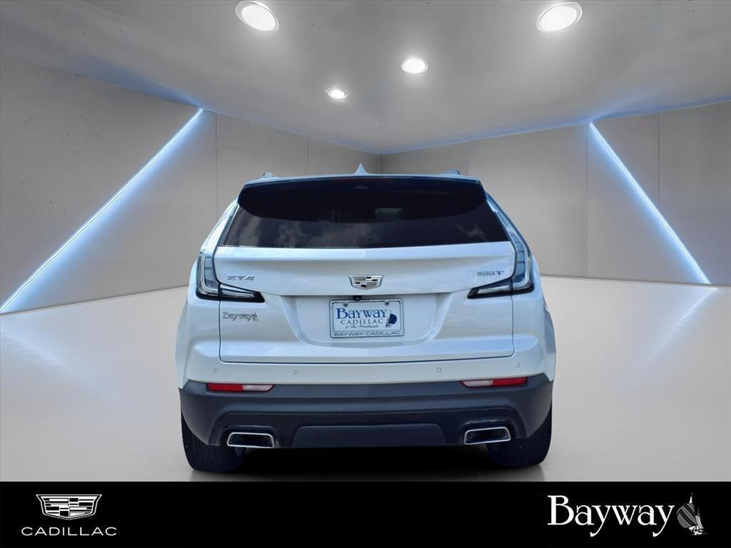 used 2022 Cadillac XT4 car, priced at $23,891