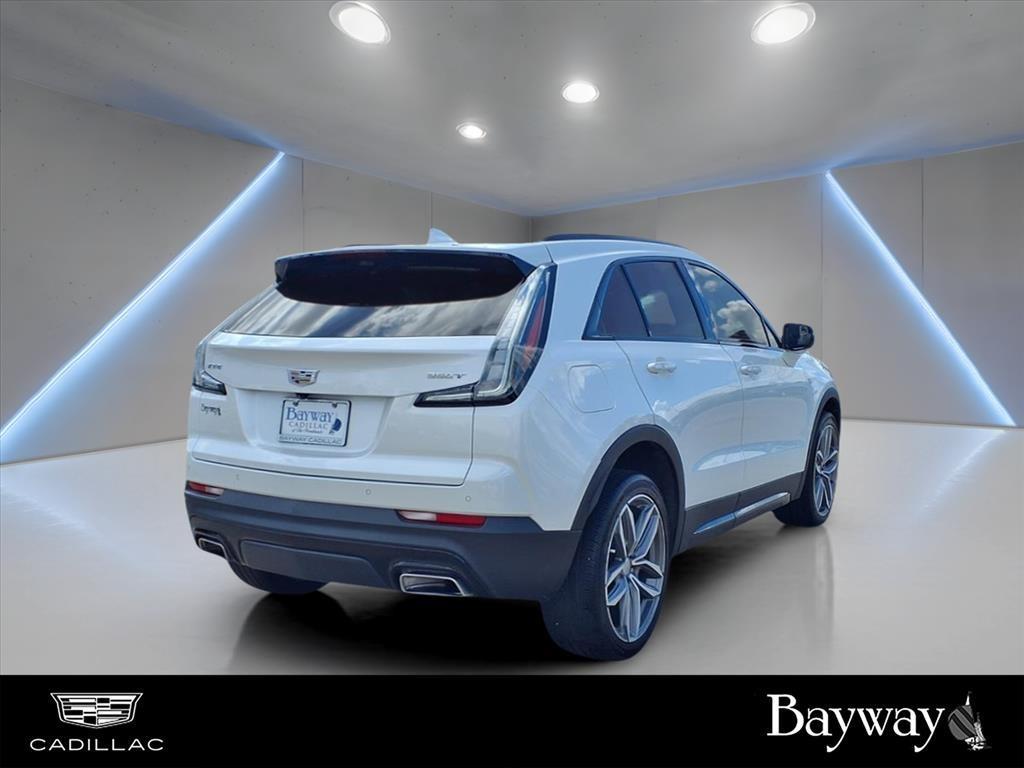 used 2022 Cadillac XT4 car, priced at $23,891
