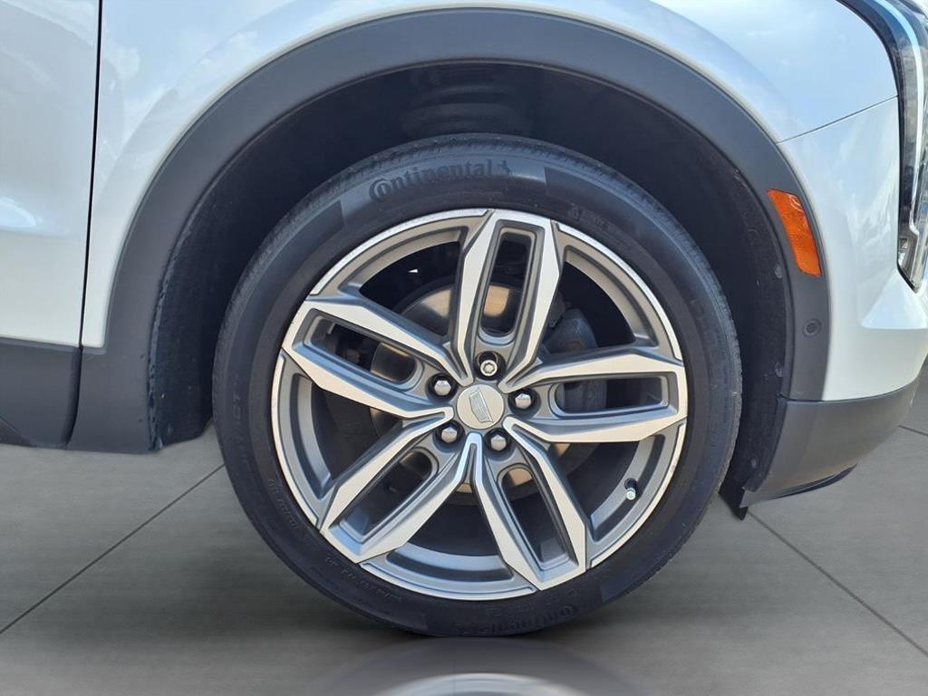 used 2022 Cadillac XT4 car, priced at $23,891