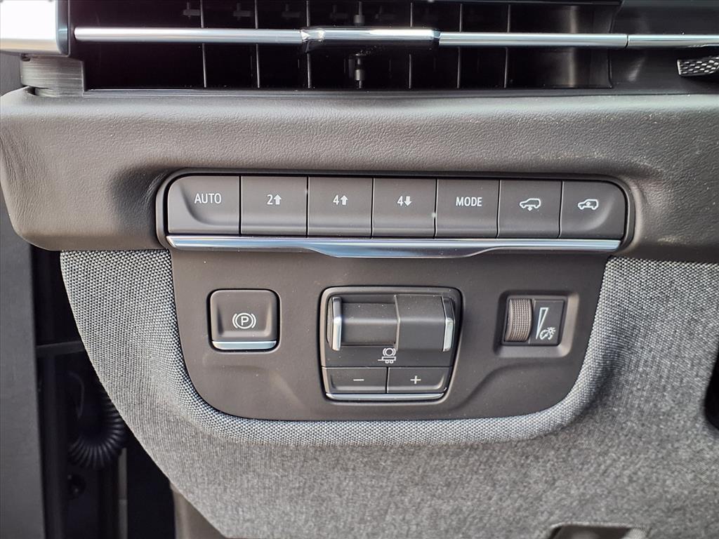 new 2025 Cadillac Escalade car, priced at $132,818