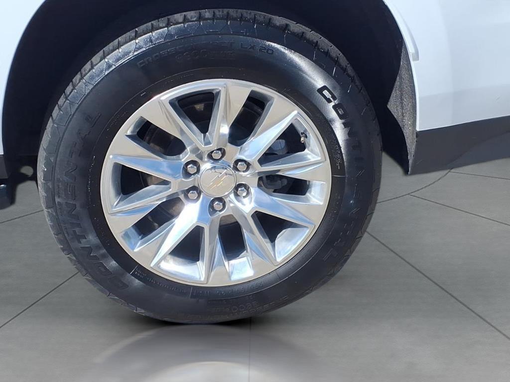 used 2023 Chevrolet Suburban car, priced at $43,991