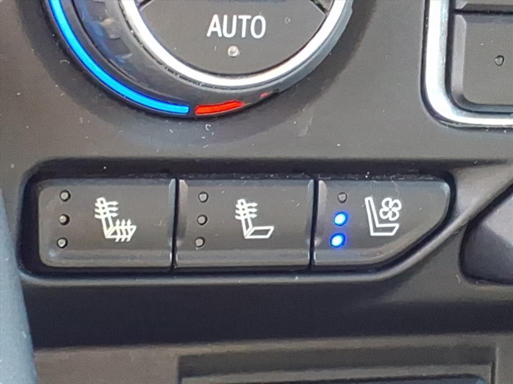 used 2023 Chevrolet Suburban car, priced at $43,991