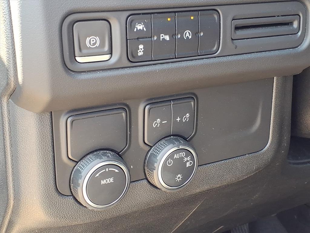 used 2023 Chevrolet Suburban car, priced at $43,991