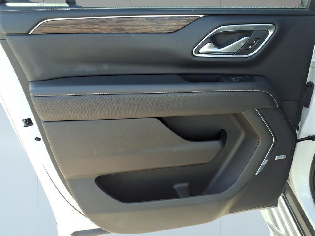 used 2023 Chevrolet Suburban car, priced at $43,991