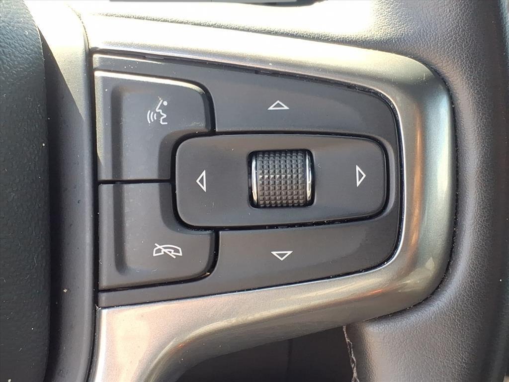 used 2023 Chevrolet Suburban car, priced at $43,991