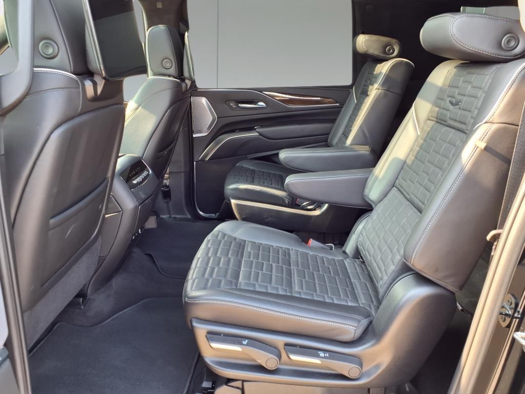 used 2024 Cadillac Escalade ESV car, priced at $86,495