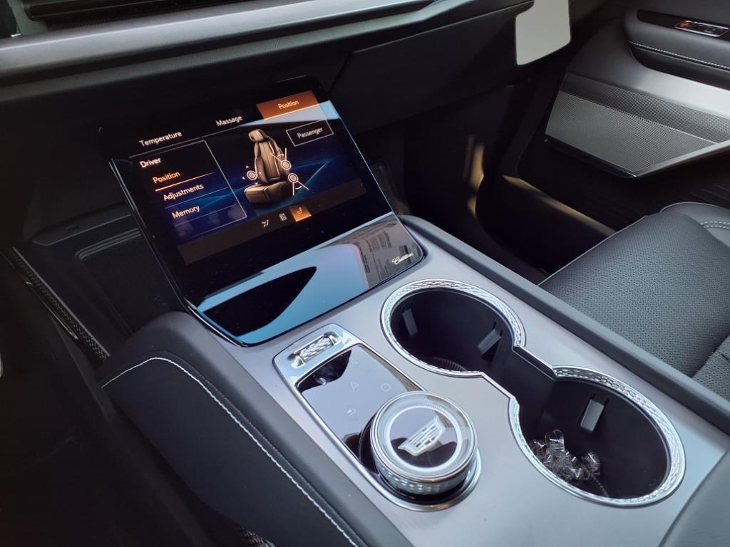 new 2026 Cadillac VISTIQ car, priced at $81,413