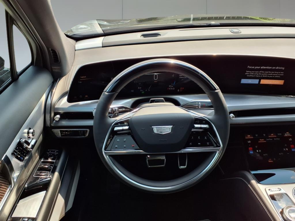 new 2026 Cadillac VISTIQ car, priced at $83,914