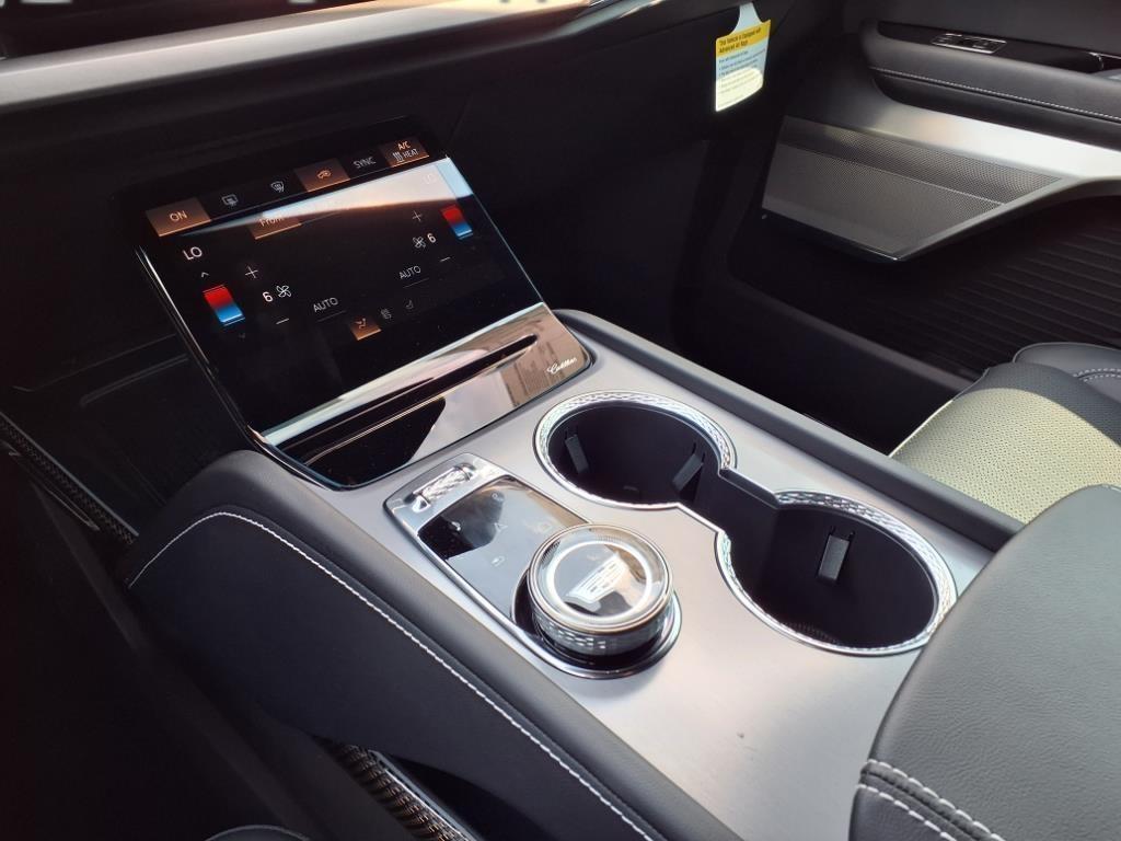 new 2026 Cadillac VISTIQ car, priced at $83,914