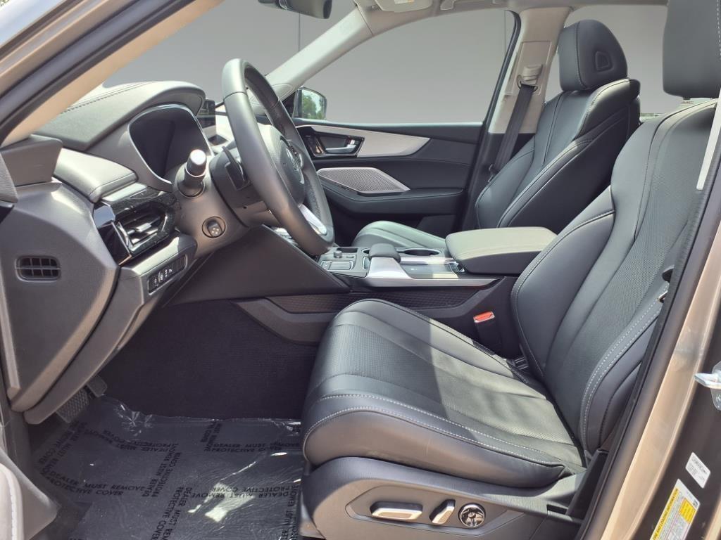 used 2024 Acura MDX car, priced at $41,996