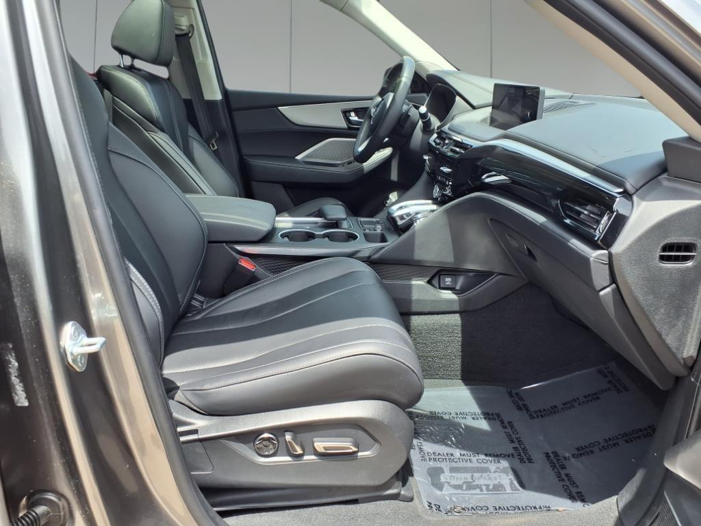 used 2024 Acura MDX car, priced at $41,996
