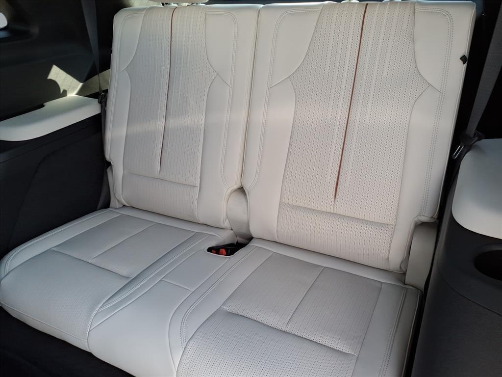 new 2026 Cadillac VISTIQ car, priced at $82,283