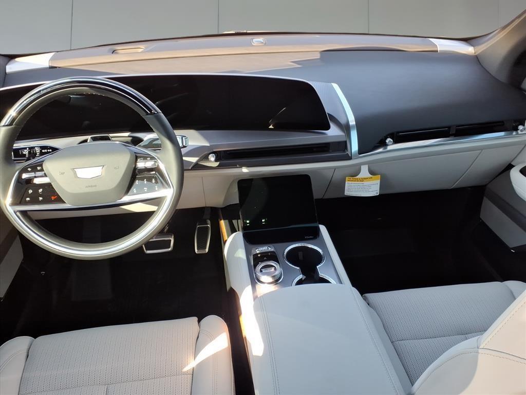 new 2026 Cadillac VISTIQ car, priced at $82,283