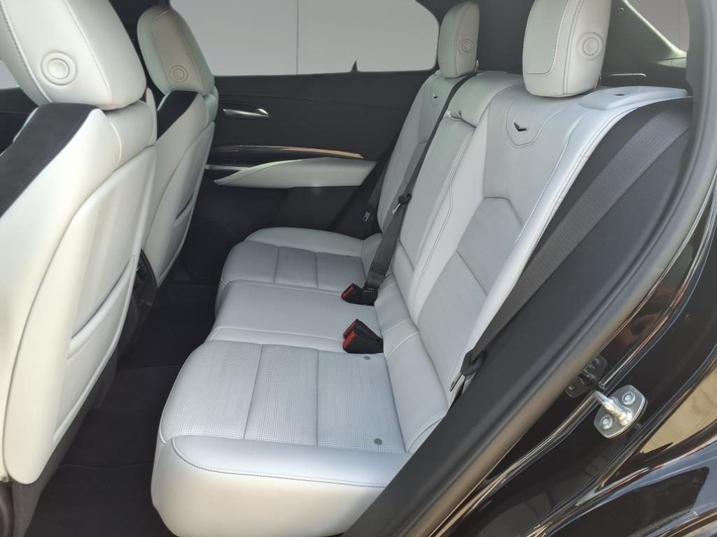 new 2025 Cadillac XT4 car, priced at $50,165