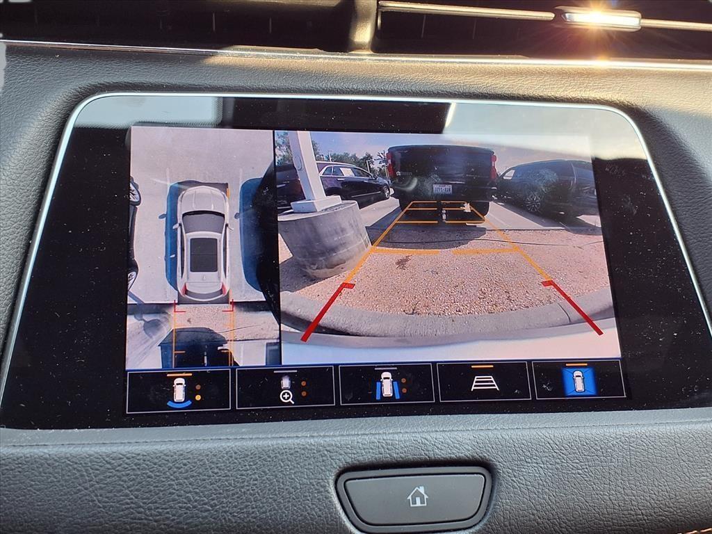 used 2022 Cadillac XT4 car, priced at $27,291