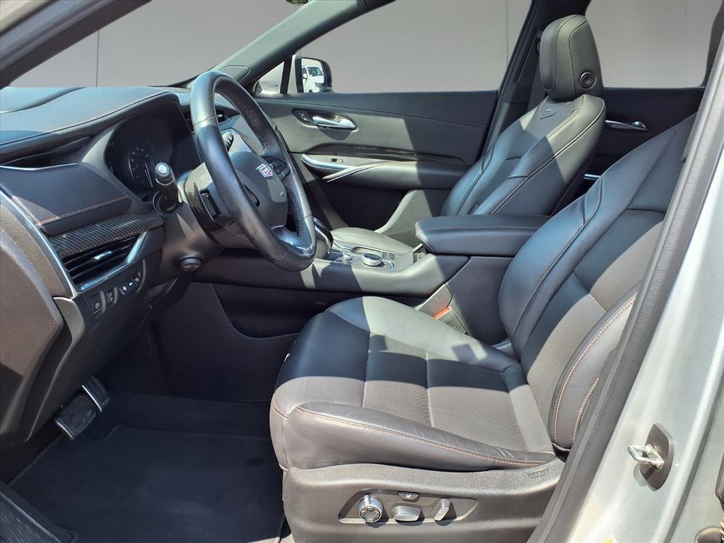 used 2022 Cadillac XT4 car, priced at $27,291