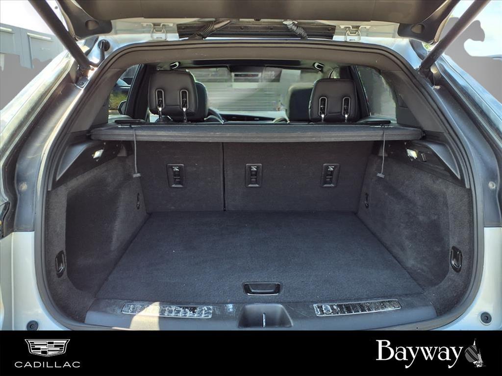 used 2022 Cadillac XT4 car, priced at $27,291