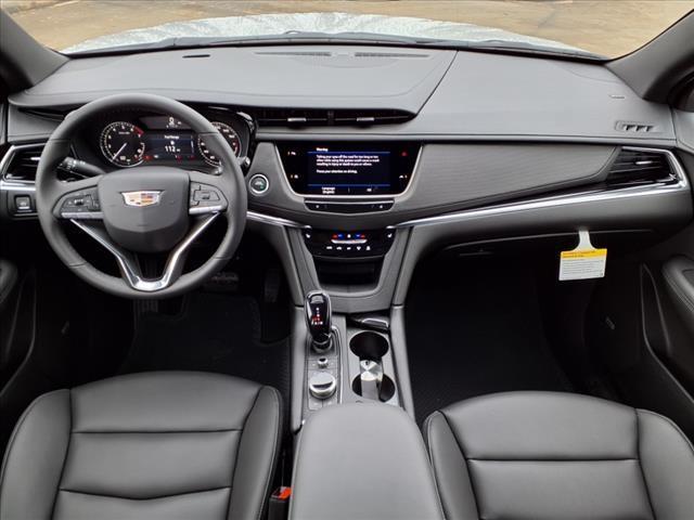 new 2025 Cadillac XT6 car, priced at $43,815