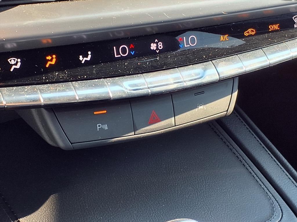 used 2024 Cadillac XT4 car, priced at $28,491