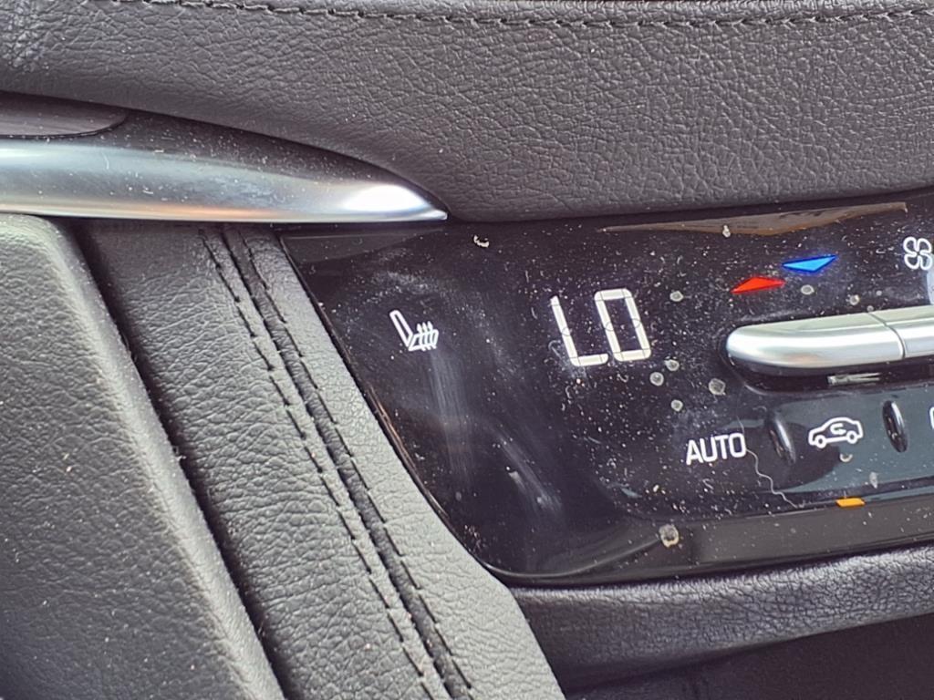 used 2025 Cadillac XT5 car, priced at $39,996