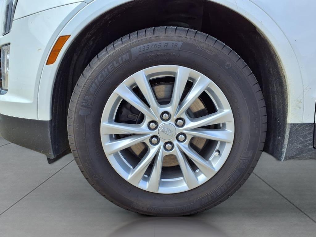 used 2025 Cadillac XT5 car, priced at $39,996