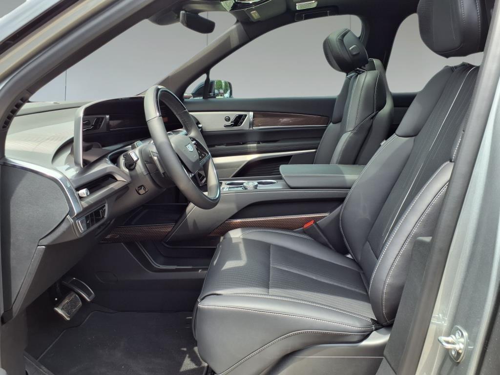 new 2026 Cadillac VISTIQ car, priced at $80,490