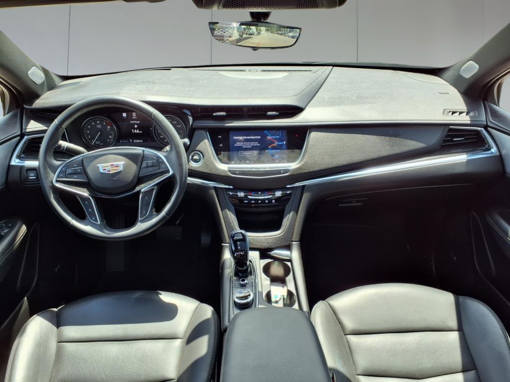 used 2023 Cadillac XT5 car, priced at $32,896