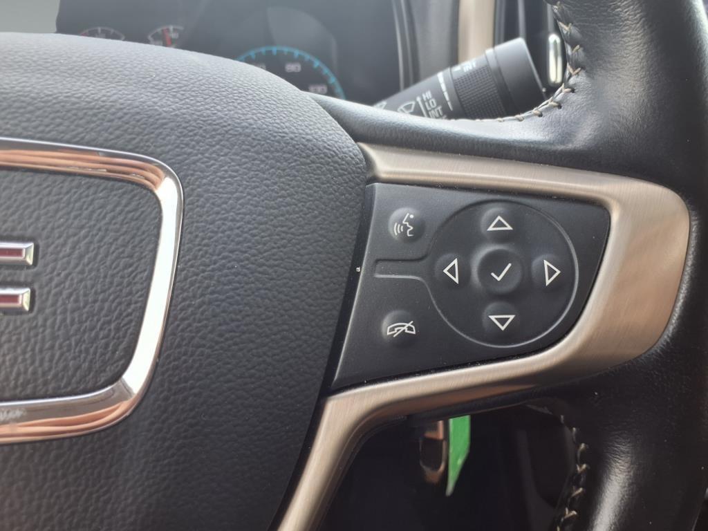 used 2021 GMC Canyon car, priced at $28,996