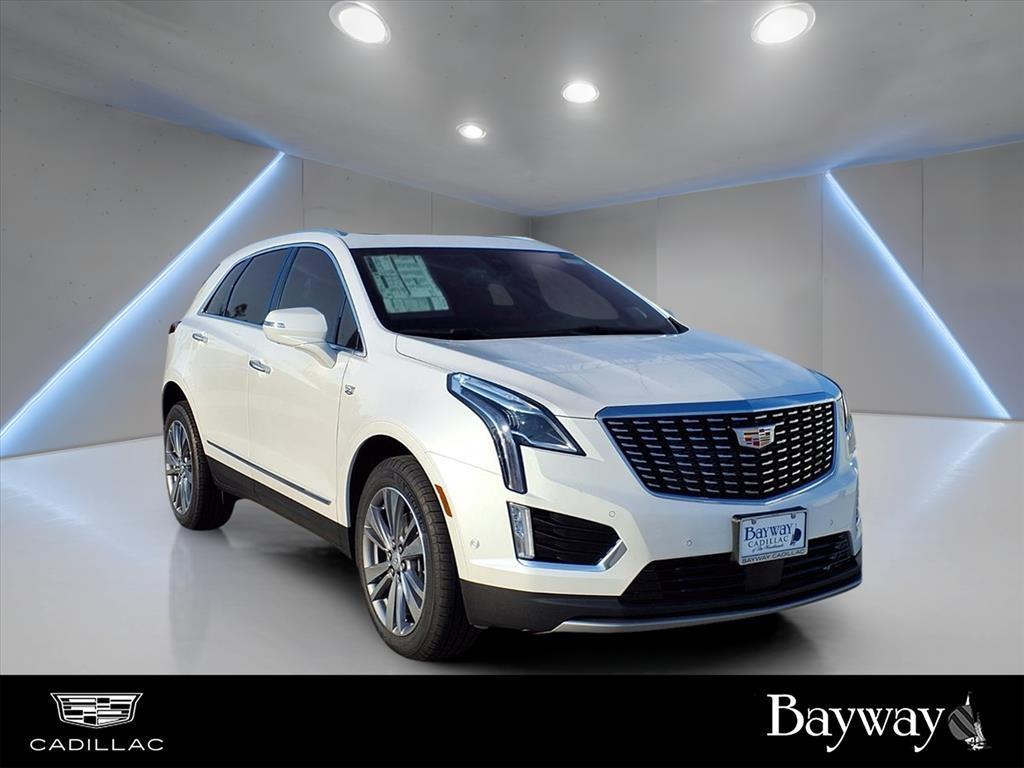 new 2025 Cadillac XT5 car, priced at $60,015