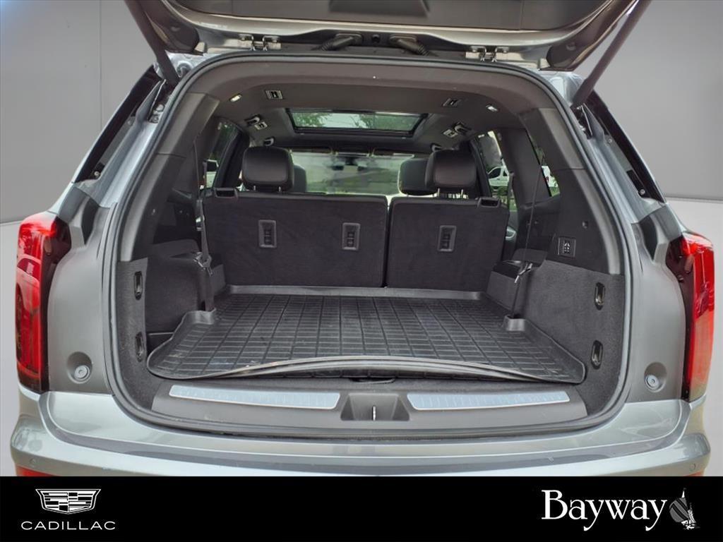 used 2022 Cadillac XT6 car, priced at $29,496