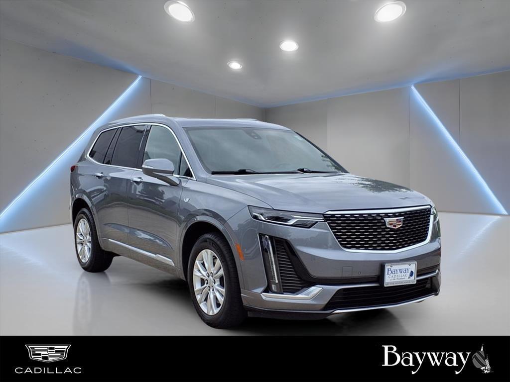 used 2022 Cadillac XT6 car, priced at $29,496