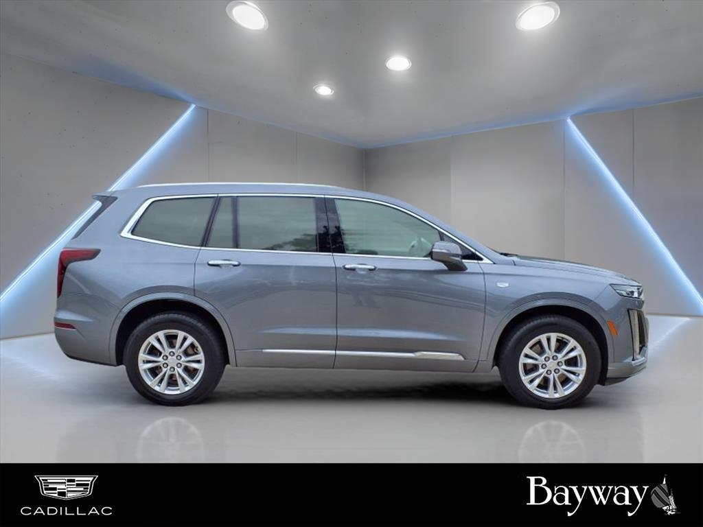 used 2022 Cadillac XT6 car, priced at $29,496
