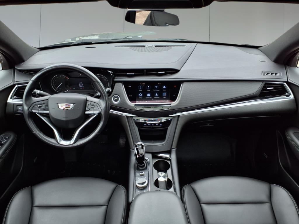 used 2022 Cadillac XT6 car, priced at $29,496