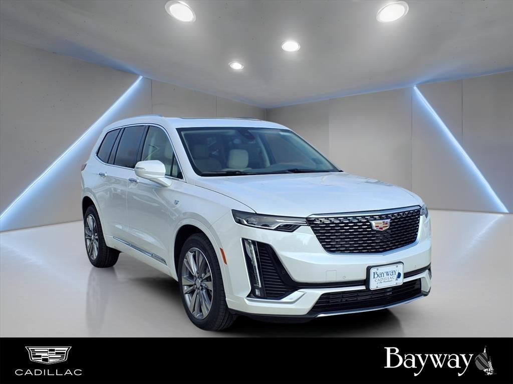 new 2025 Cadillac XT6 car, priced at $57,390