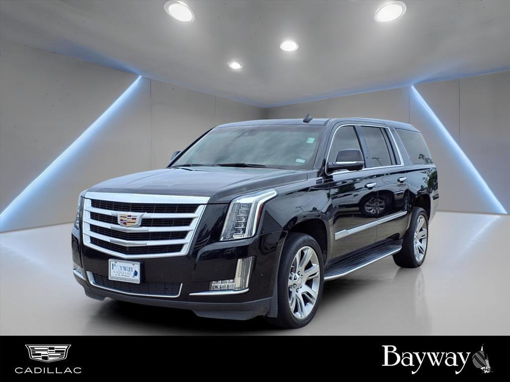 used 2020 Cadillac Escalade ESV car, priced at $35,396