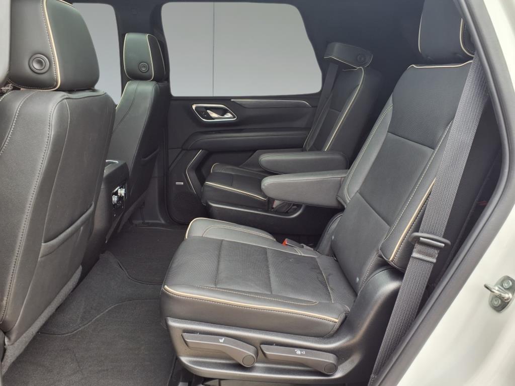 used 2022 GMC Yukon car, priced at $52,796