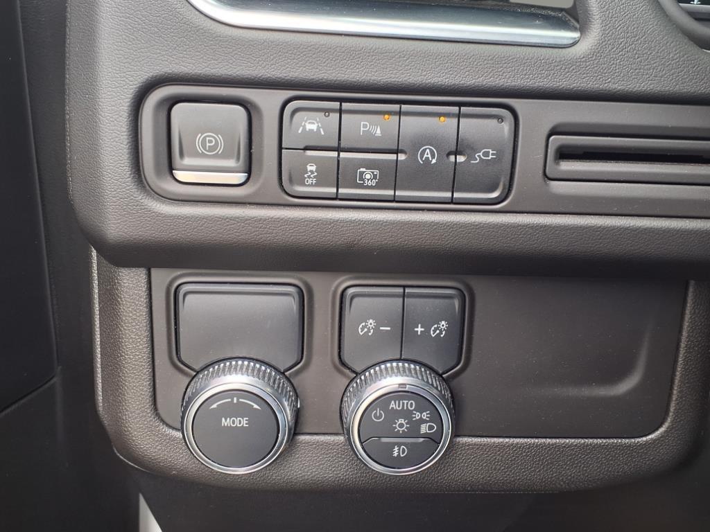 used 2022 GMC Yukon car, priced at $52,796