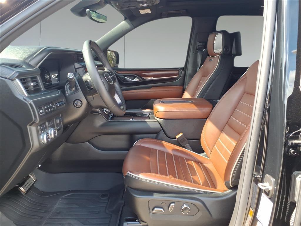 used 2024 GMC Yukon car, priced at $82,495