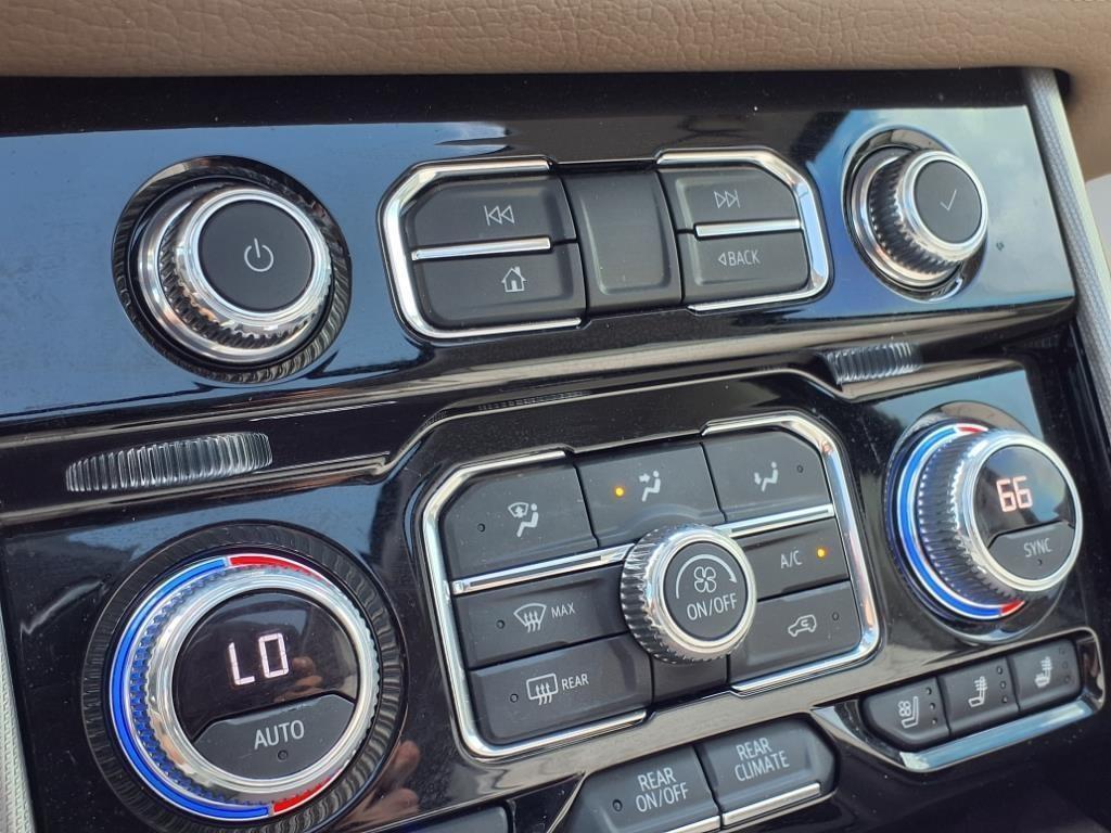 used 2022 GMC Yukon car, priced at $52,996