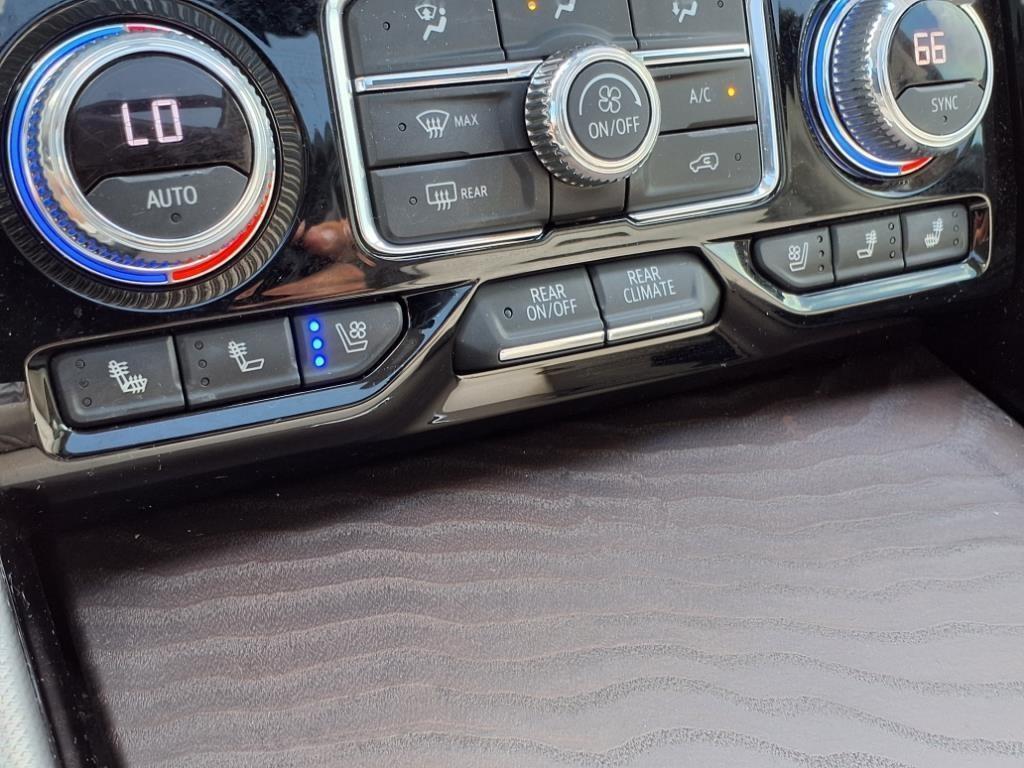 used 2022 GMC Yukon car, priced at $52,996