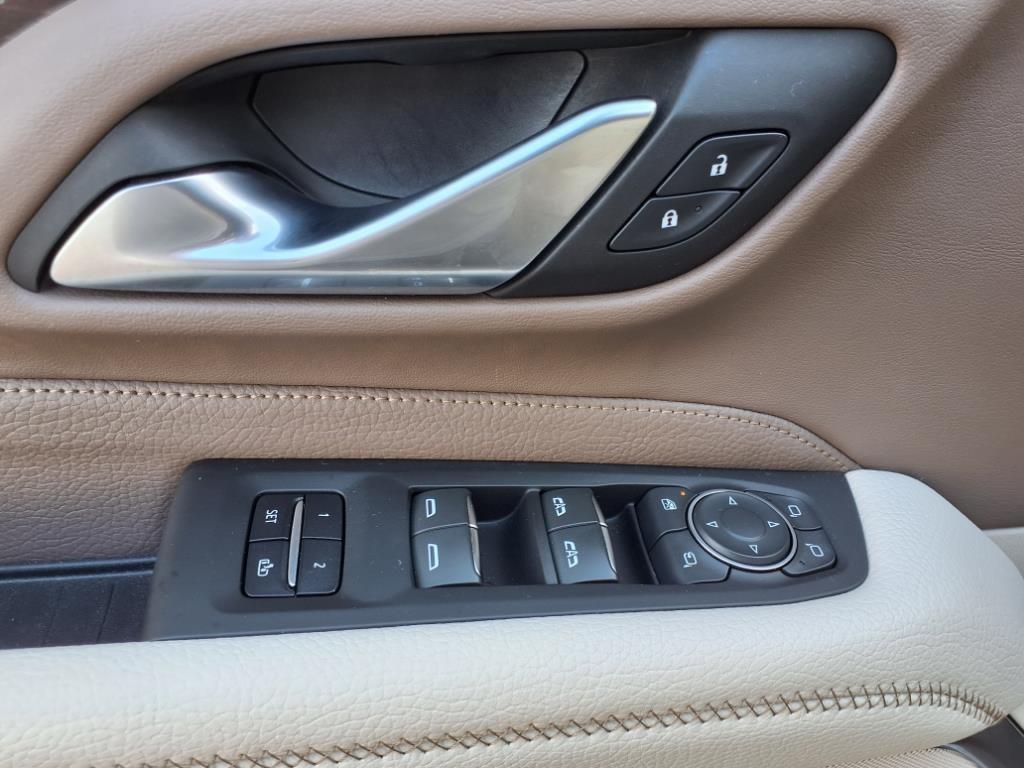 used 2022 GMC Yukon car, priced at $52,996