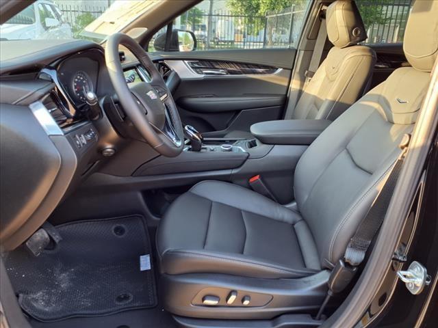 new 2025 Cadillac XT6 car, priced at $53,865