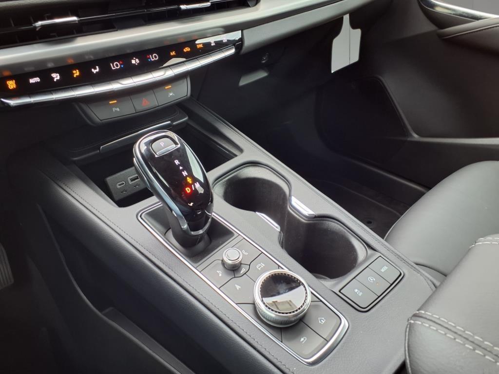 new 2025 Cadillac XT4 car, priced at $45,465